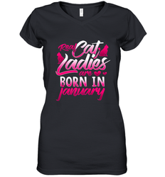 Cat Lady Born In January Cat Lover Birthday Gift For Women's V-Neck T-Shirt
